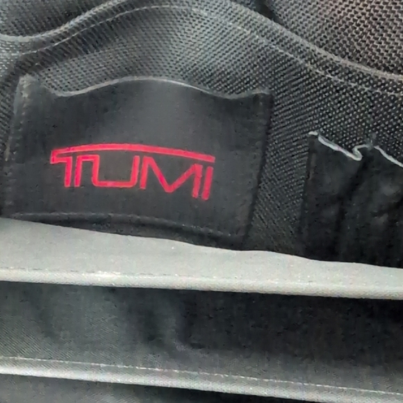 TUMI Alpha Expandable Laptop Bag - Picture 6 of 12